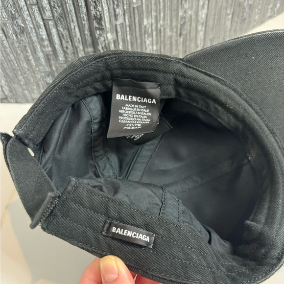 SOLD❣️Authentic Balenciaga BB Mode Cap Baseball Hat in Black & Red - Picture 11 of 12